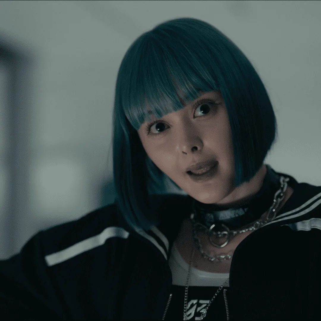 Close-up of Rei during zombie game in Alice in Borderland Season 3 Review