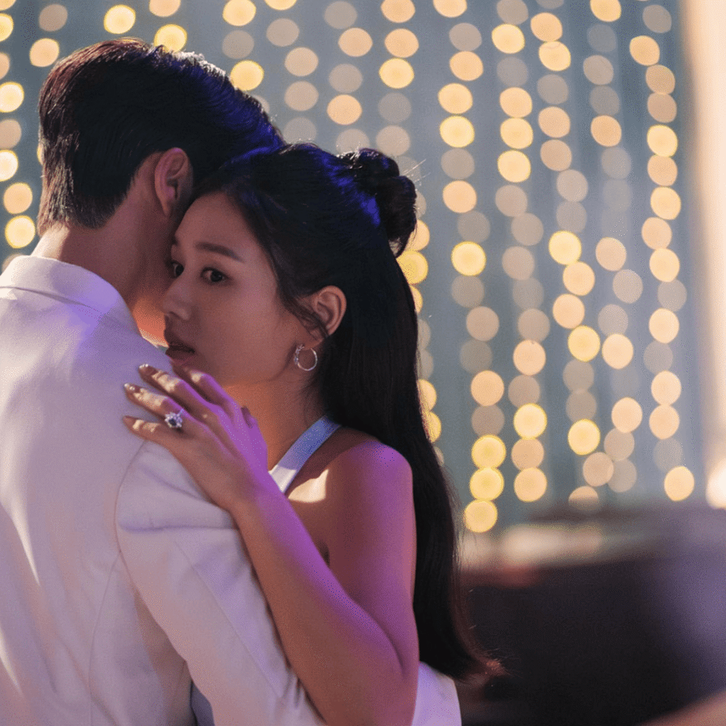 Dynamite Kiss Review: Still of Go Da rim and Gong Ji hyeok dancing together in front of her ex boyfriend