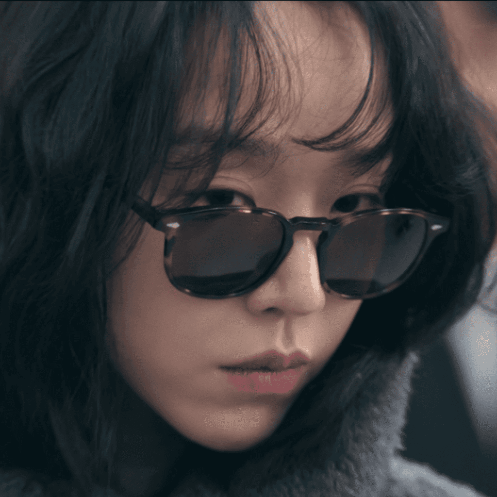 Sarah Kim in a fur coat and sunglasses at Sewol Department Store, a pivotal moment explored in The Art of Sarah Character Analysis.